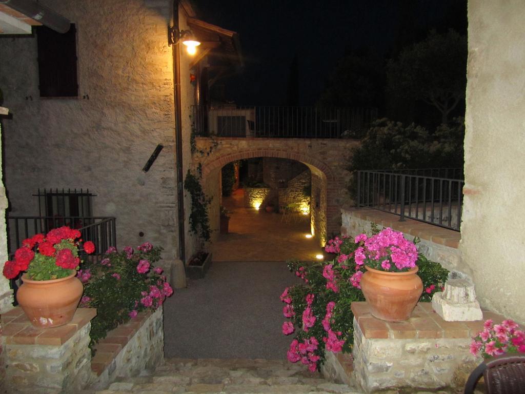 Agriturismo Borghetto Il Montino 라폴라노테르메 외부 사진