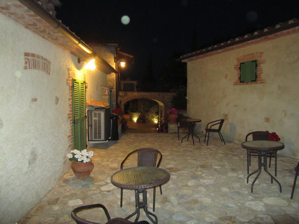Agriturismo Borghetto Il Montino 라폴라노테르메 외부 사진